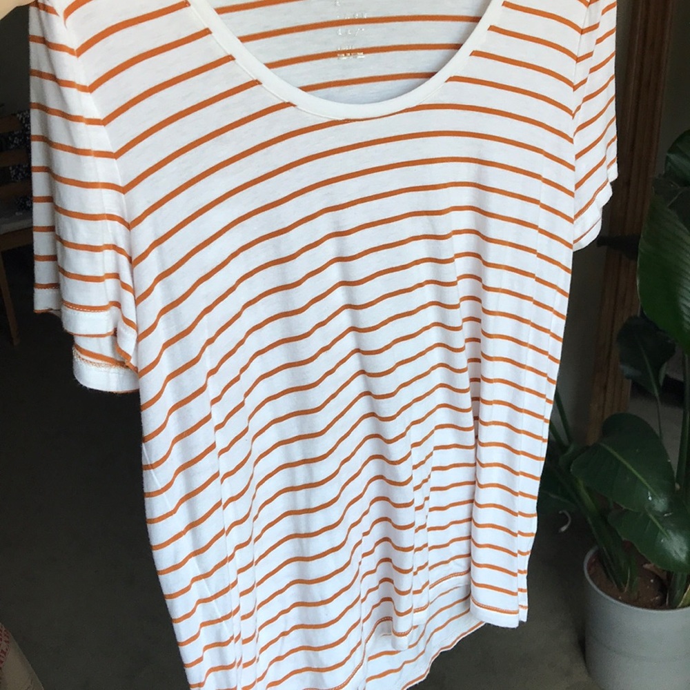White and yellow orange soft tee